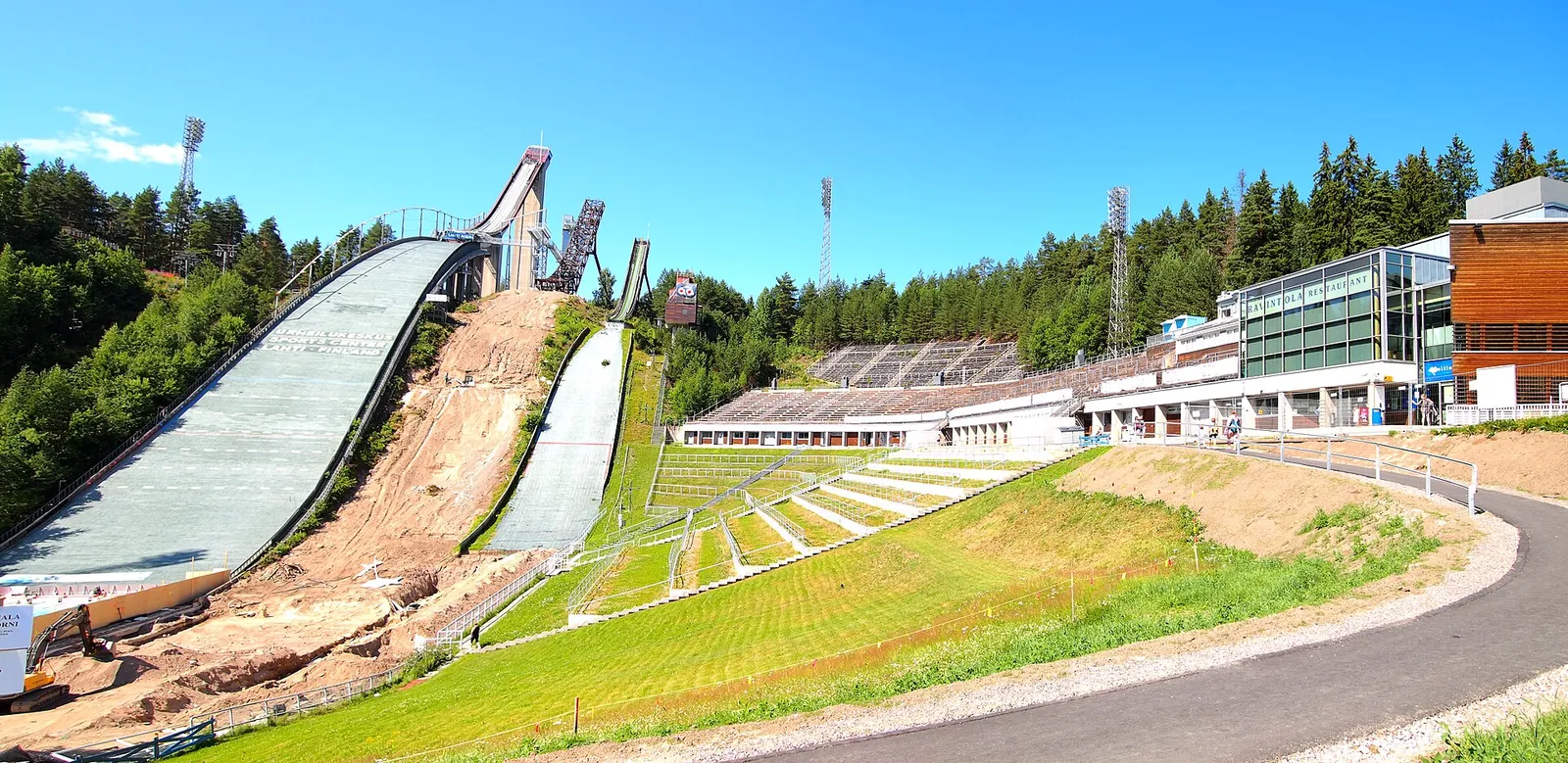 Lahden hyppyrimäet Salpausselällä